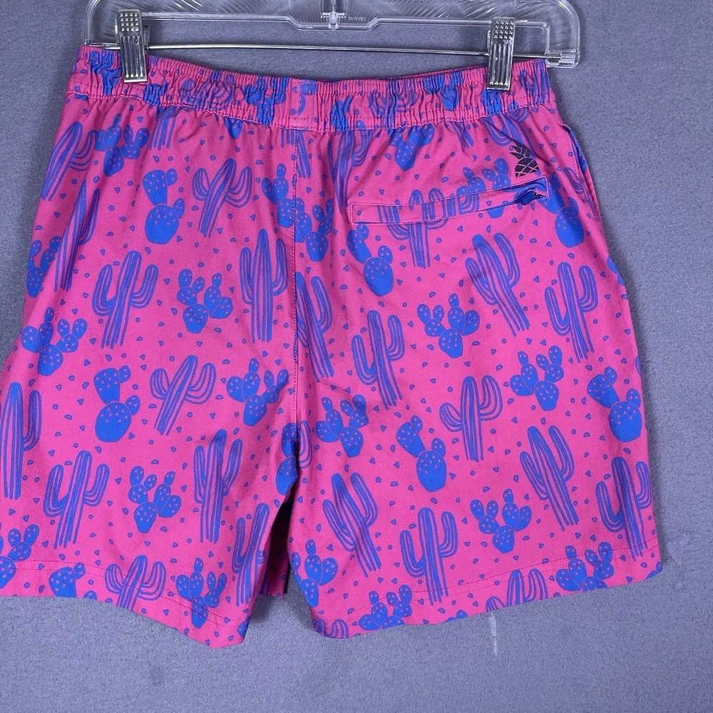 Chubbies The Grand Mirage Swim Trunks Small 5.5 Inseam Pink Blue Cactus Resort